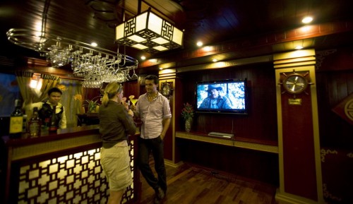 Bar on the phoenix cruise