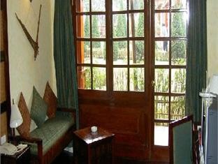 Victoria Hotel in Sapa guest room 2