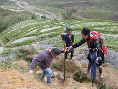 Hard trek with local tour guide Hmong