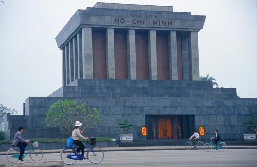 hanoi-ho-chi-minh-mausoleum