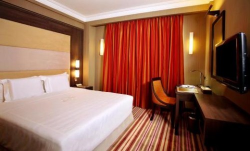 Slik Path Hotel News
