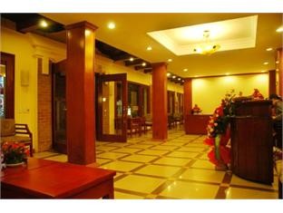 Bamboo sapa hotel reception
