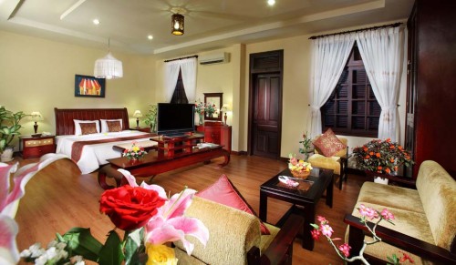 Hoi An Hotel suite  room