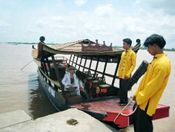 Mekong Queen Cruise
