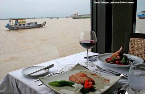 RV La  Marguerite cruise dining room 2