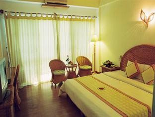 Green Hotel Nha Trang room