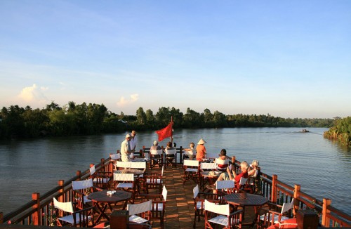 Mekong Eyes - Sundeck