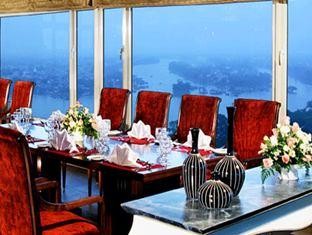 Starlight Lounge