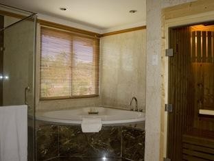 Suite Room 3