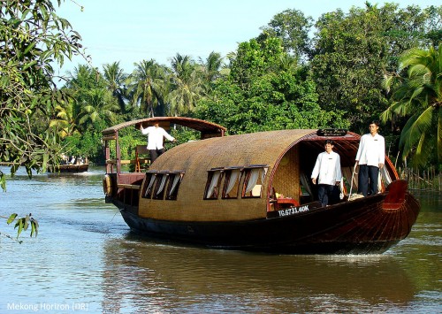 Song Xanh Sampan cruise