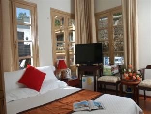 Bamboo sapa hotel standard room 2