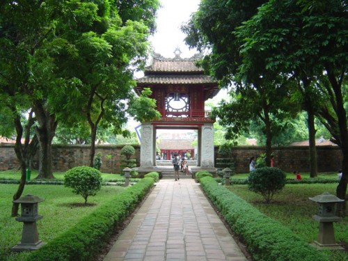 hanoi-temple-of-literature