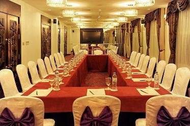 Ball Room Silk Path