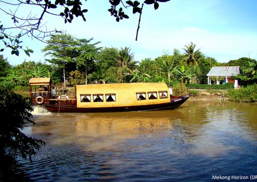 Song  Xanh Cruise