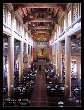 Phat Diem church