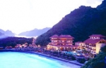 Cat Ba sunrise resort