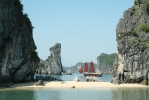 Red dragon cruise Halong bay